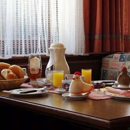 Gaestehaus Bleiweis-zehentner 3* Zell am See