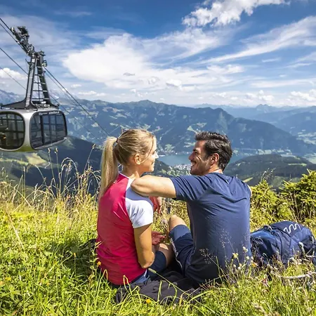 Gaestehaus Bleiweis-zehentner Bed & Breakfast Zell am See
