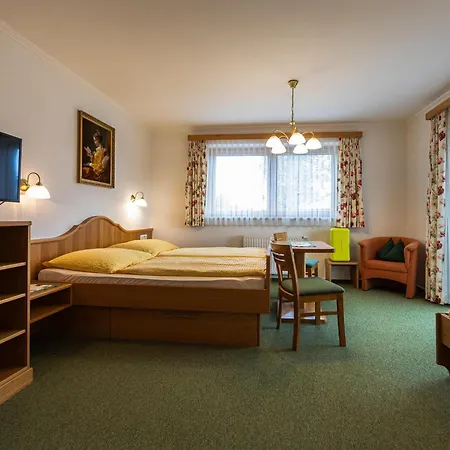 Gaestehaus Bleiweis-zehentner * Zell am See