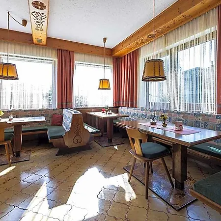 Gaestehaus Bleiweis-zehentner 3*