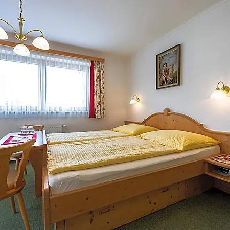 Bed & Breakfast Gaestehaus Bleiweis-zehentner Zell am See