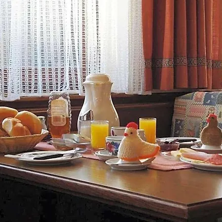 Bed & Breakfast Gaestehaus Bleiweis-zehentner Zell am See
