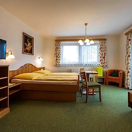 Gaestehaus Bleiweis-zehentner 3* Zell am See
