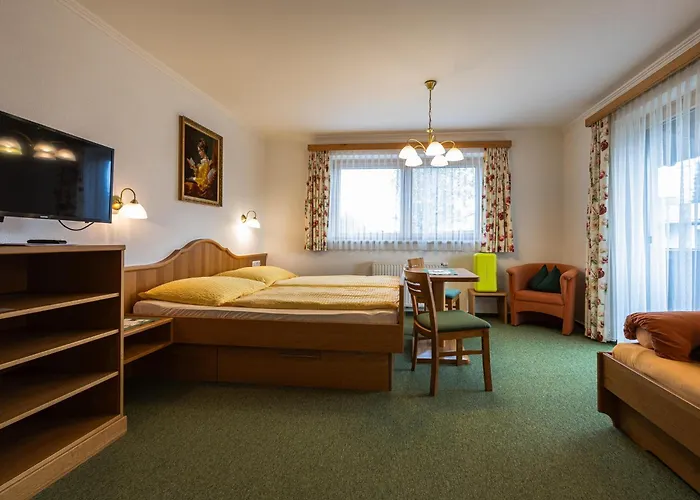 Gaestehaus Bleiweis-zehentner 3* צל-אם-זי