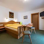 Bed & Breakfast Gaestehaus Bleiweis-zehentner